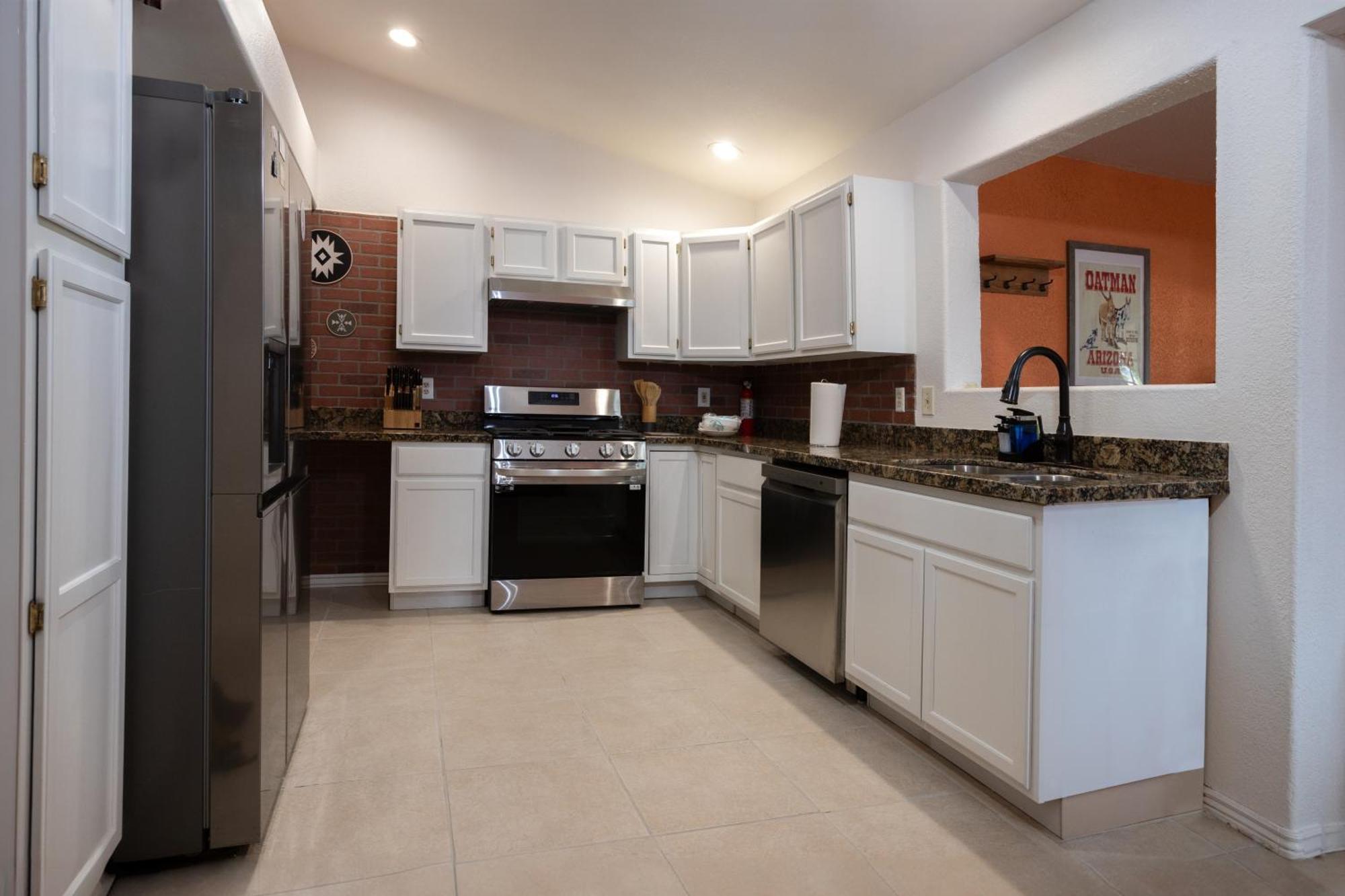 Holiday home The Triple Palms Kingman