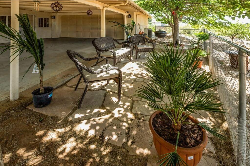 The Triple Palms Kingman